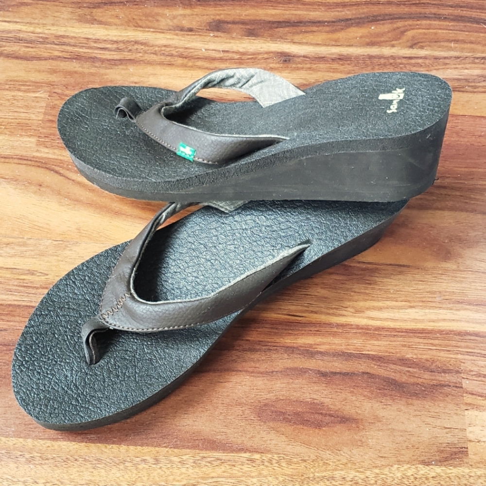 Sanuk Women’s Yoga Mat Wedge Flip Flop Sandal